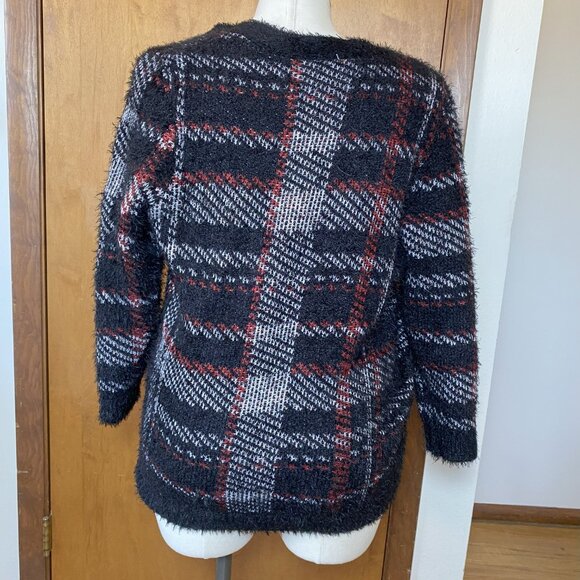 NWT Lane Bryant 14/16 1X Fuzzy Button-Up Sweater Cardigan Plaid - Picture 3 of 6